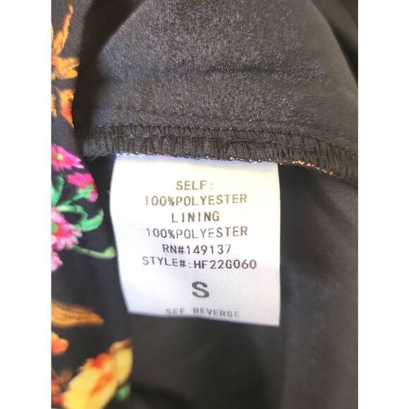 NEW HYFVE sz S Womens Black Floral Tiered Ruched Waist Off the Shoulder Dress - Picture 5 of 5